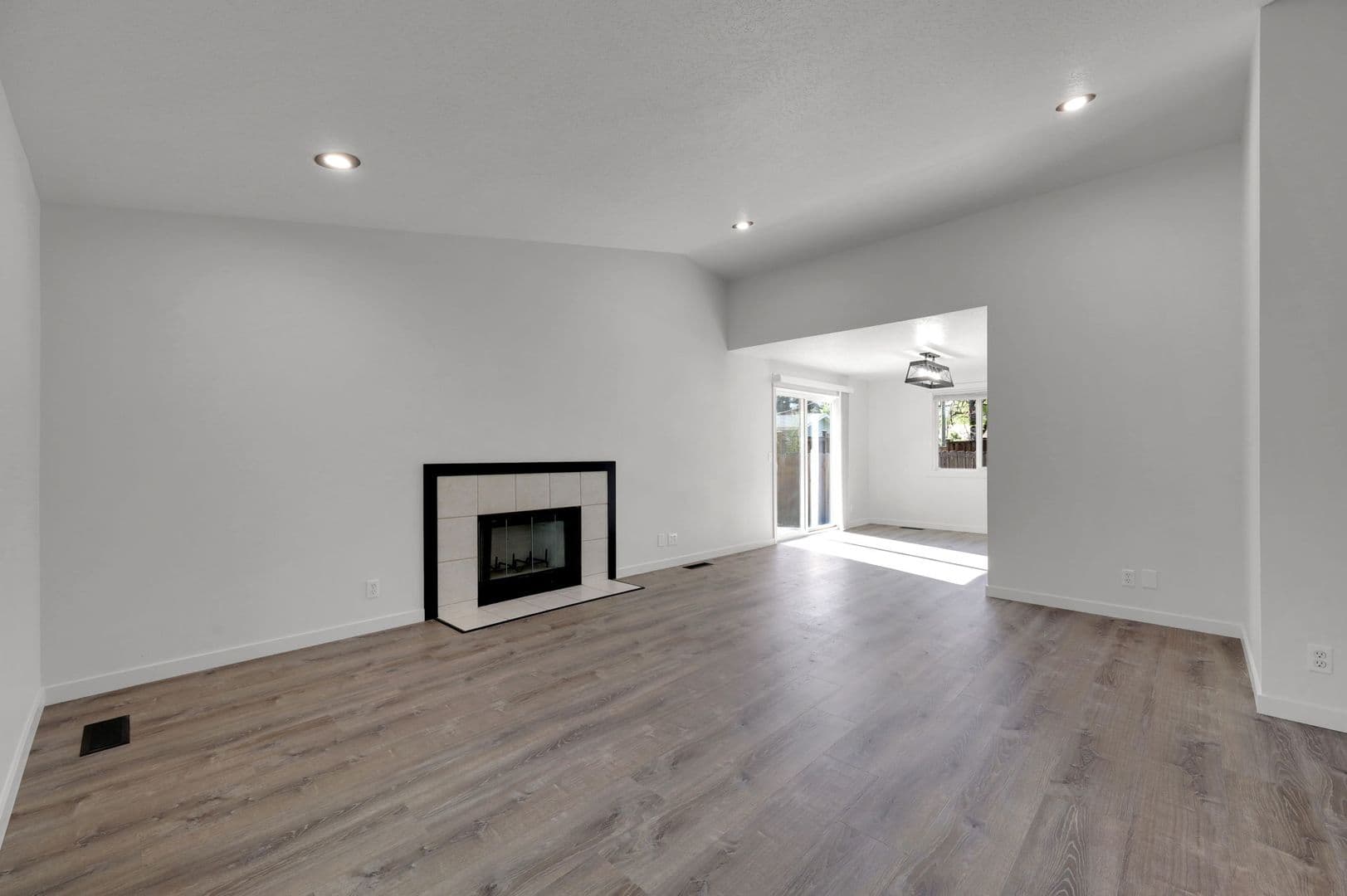 Eugene House: 2170 Crescent Ave.