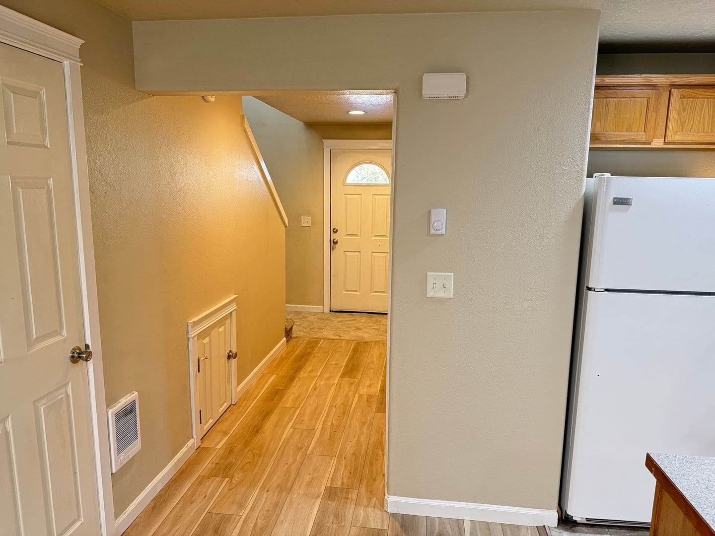 Springfield House: 5941 Aster St