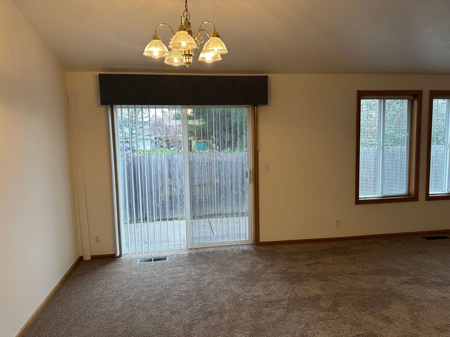 Eugene House: 2975 Matt Dr.