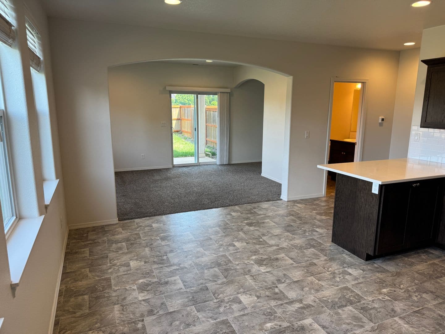 Eugene House: 53 Hillview Ln. 1