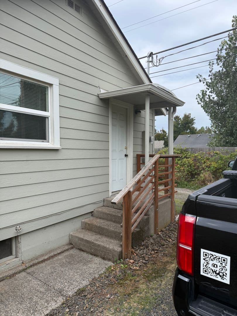 Springfield House: 1232 D St.