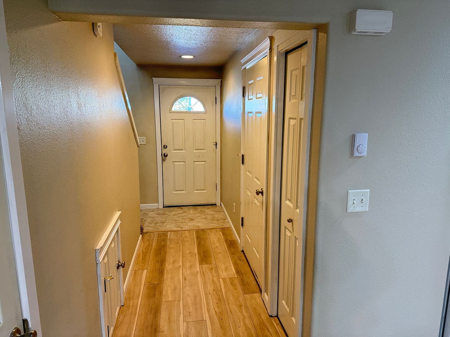 Springfield House: 5941 Aster St