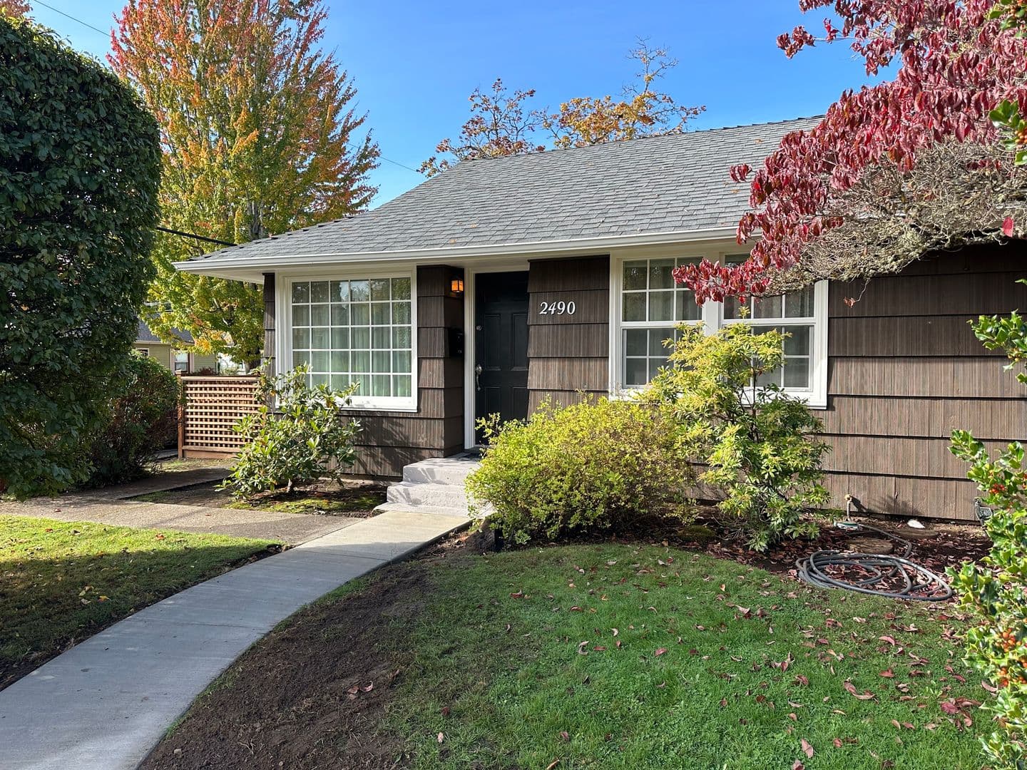 Eugene House: 2490 Alder St.