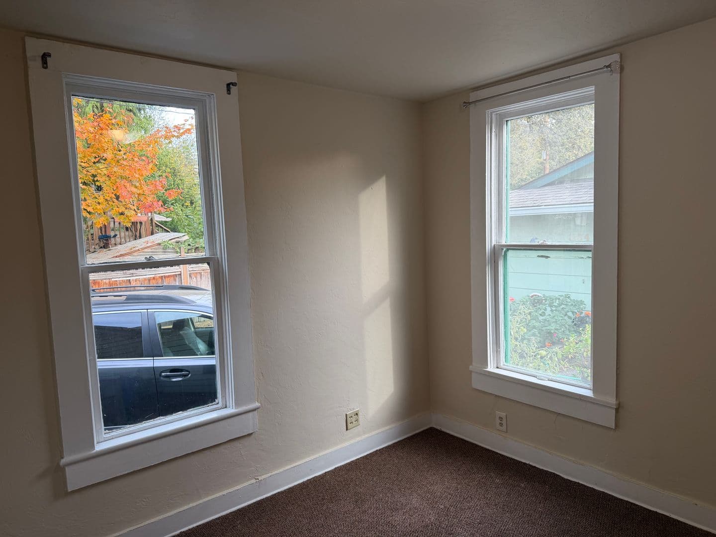 Eugene House: 1136 W 8th Ave