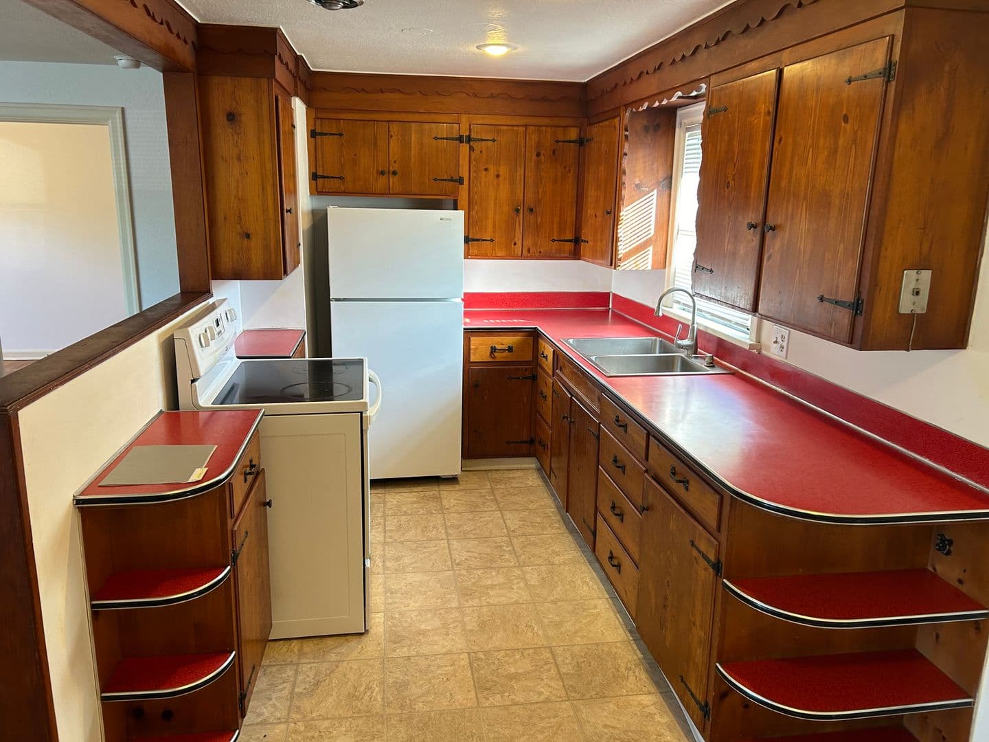 Eugene House: 1209 Coburg Rd.