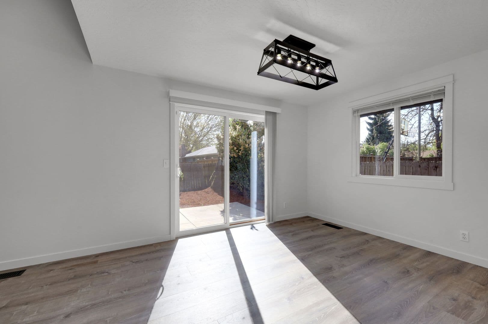 Eugene House: 2170 Crescent Ave.