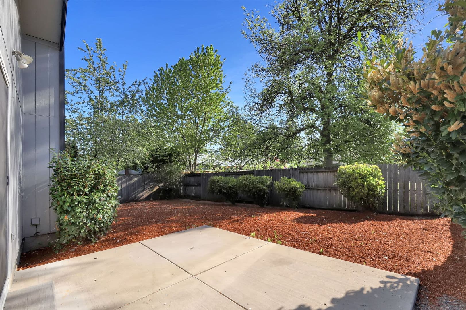 Eugene House: 2170 Crescent Ave.