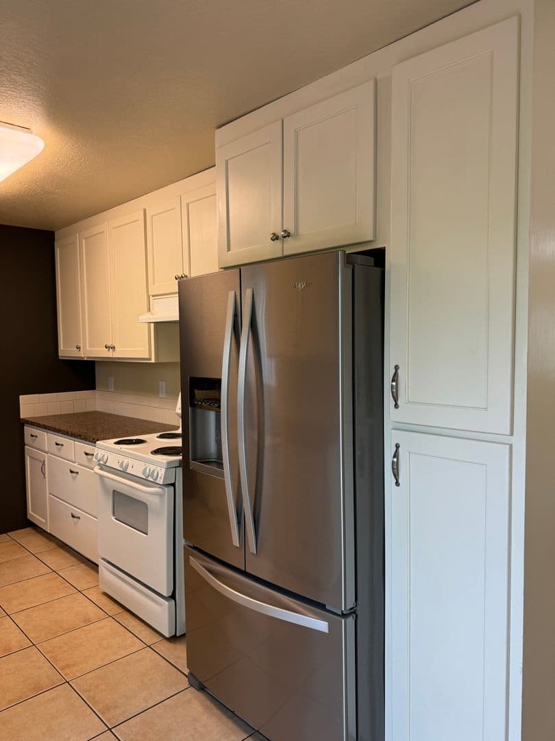 Springfield House: 4195 Glacier View Dr.