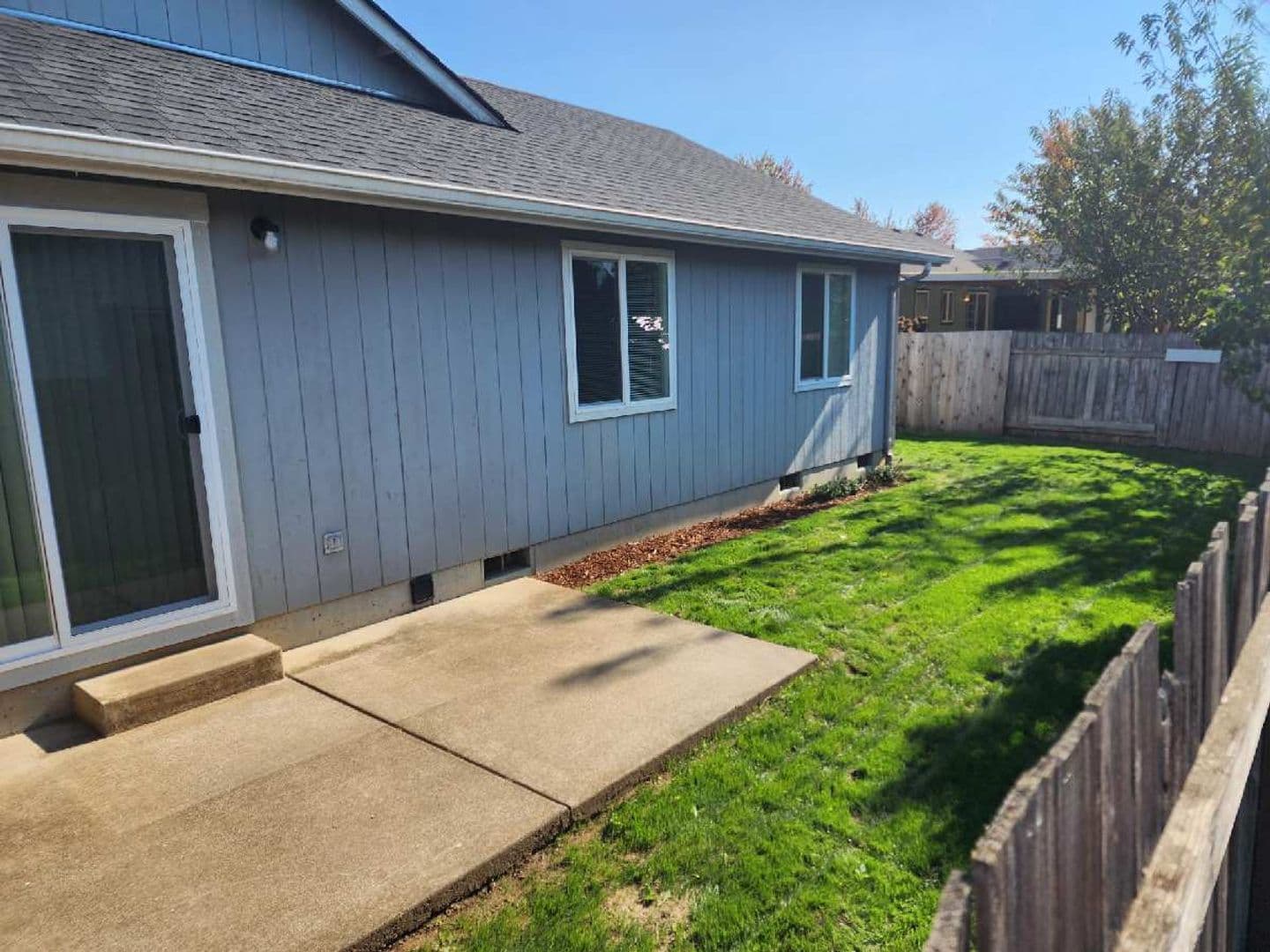 Creswell House: 115 Blue Jay Loop