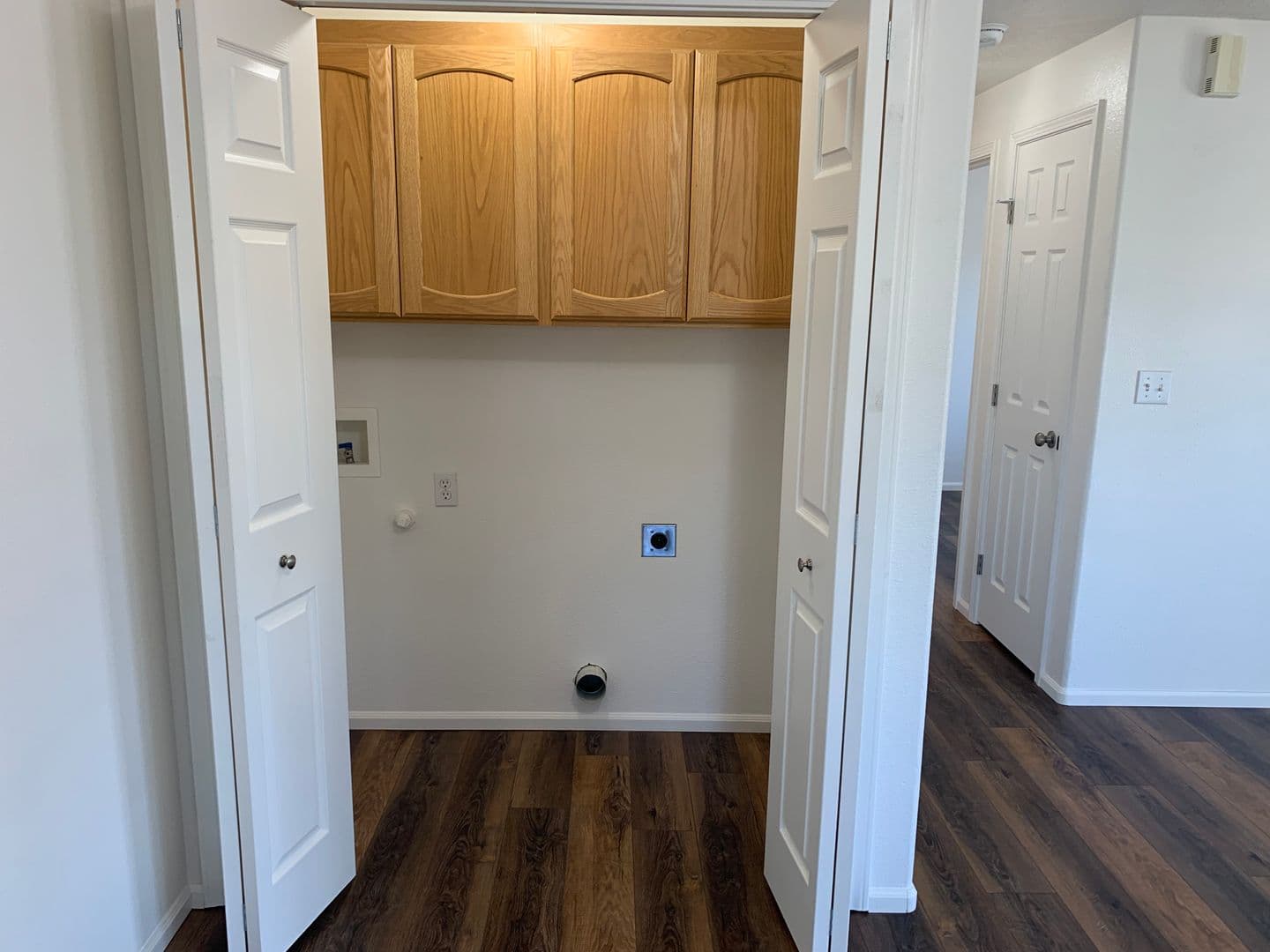Creswell House: 115 Blue Jay Loop
