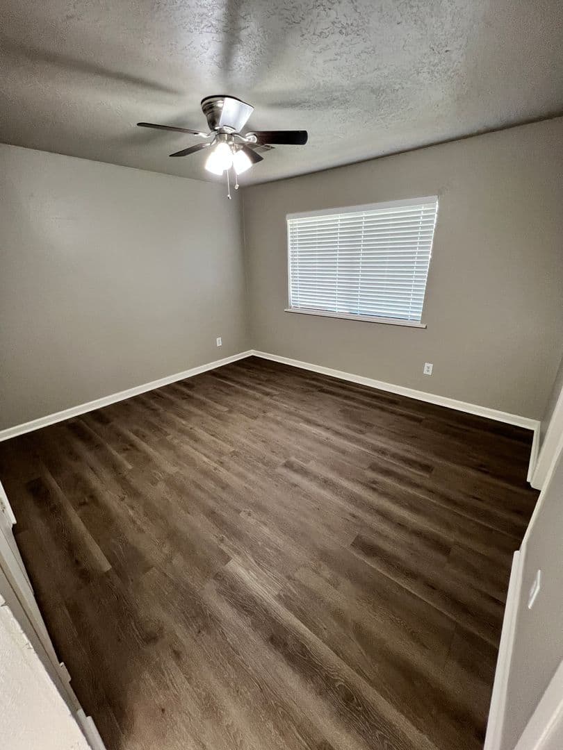 Lawton House: 6408 NW Oak