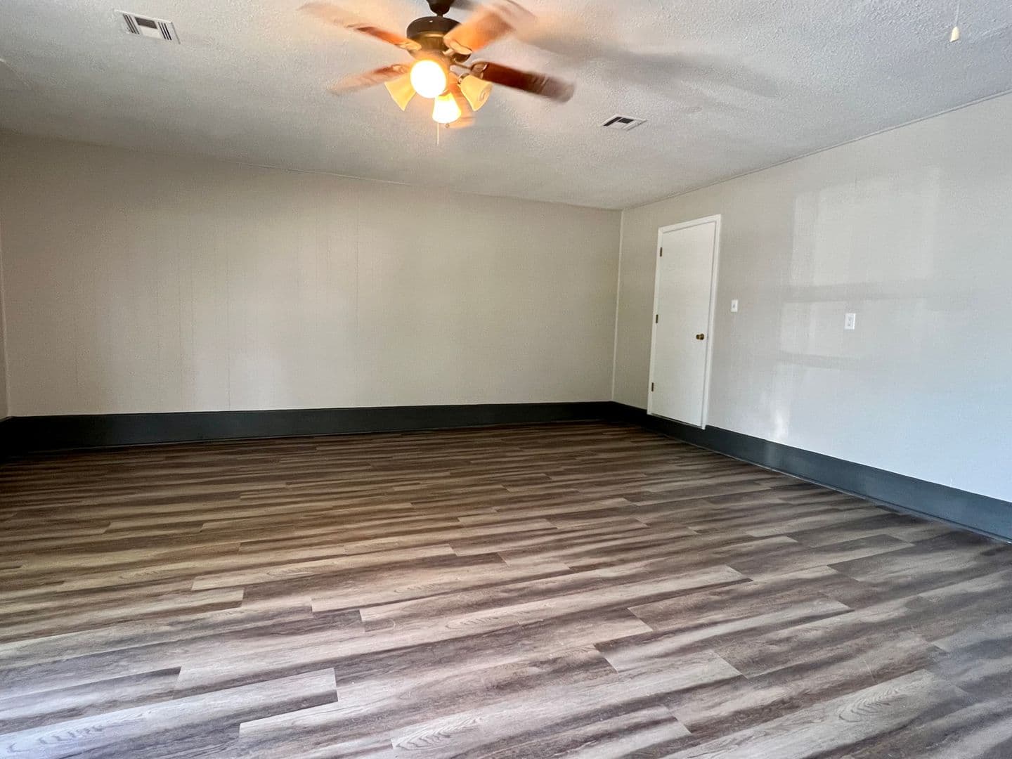 Lawton House: 4722 SE Mieling Dr