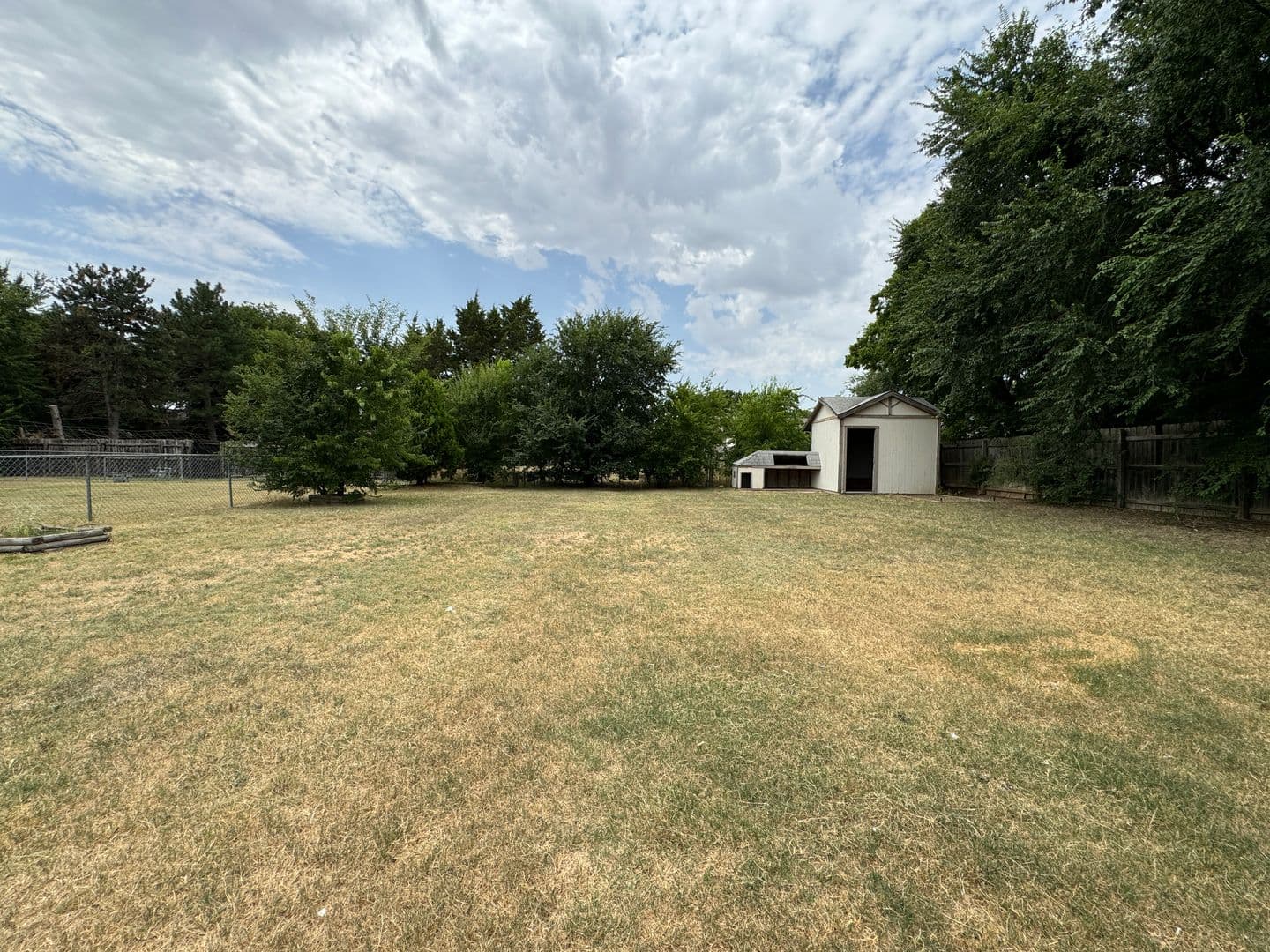 Lawton House: 5706 NW Chestnut