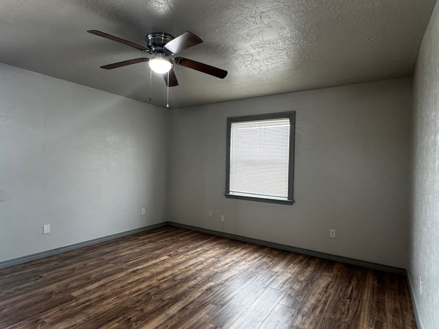 Cache House: 505 NW Oak
