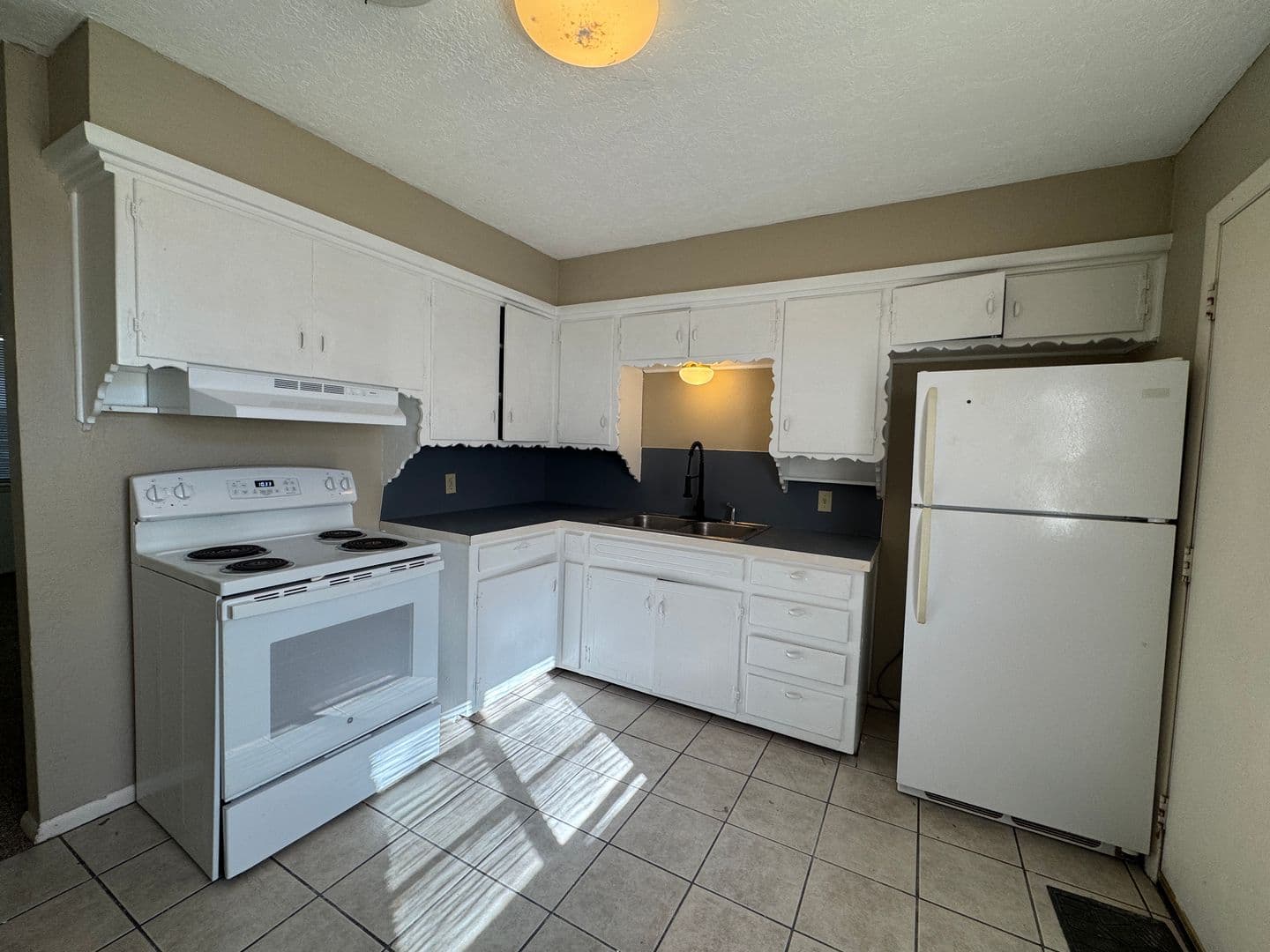 Lawton House: 4304 NW Pollard