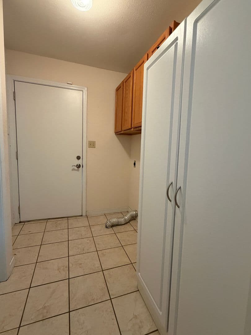 Lawton House: 1212 NW Lincoln