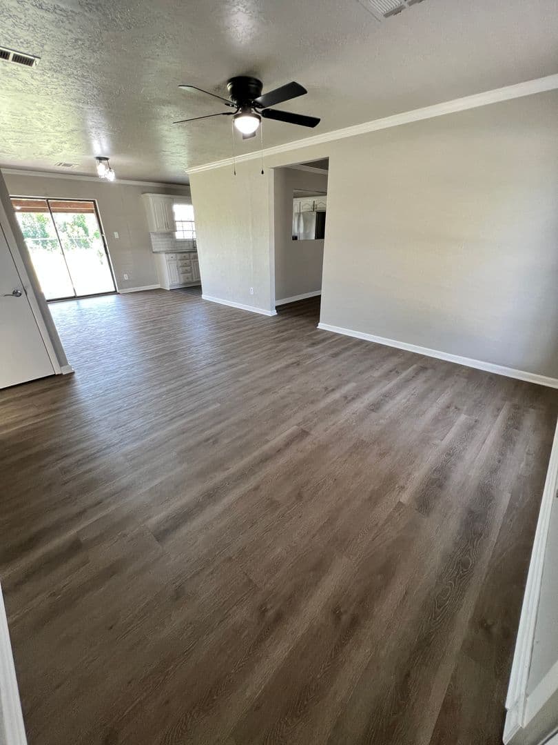 Lawton House: 6408 NW Oak