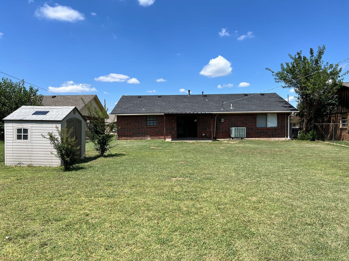 Lawton House: 6408 NW Oak