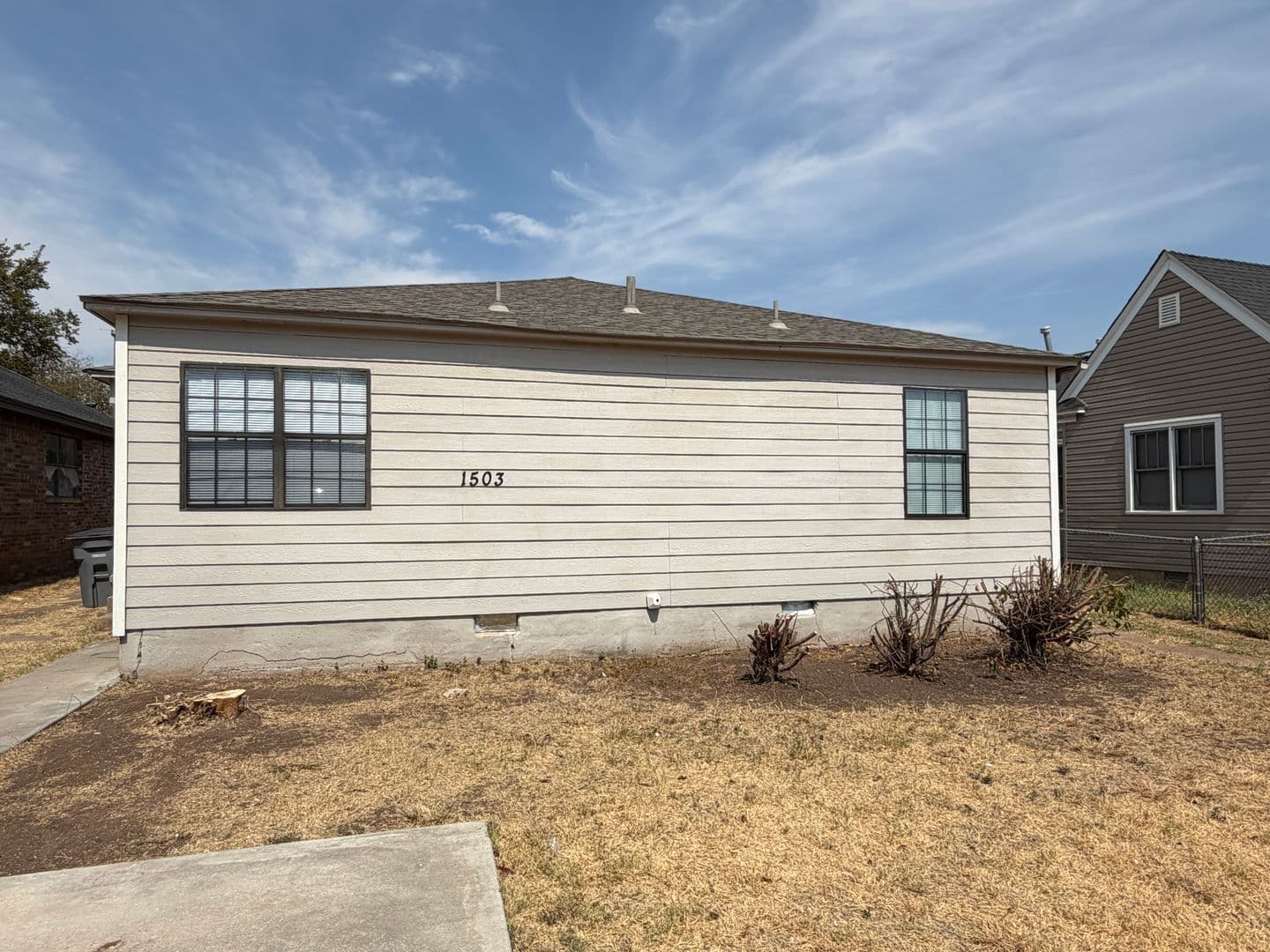 Lawton House: 1503 NW Columbia
