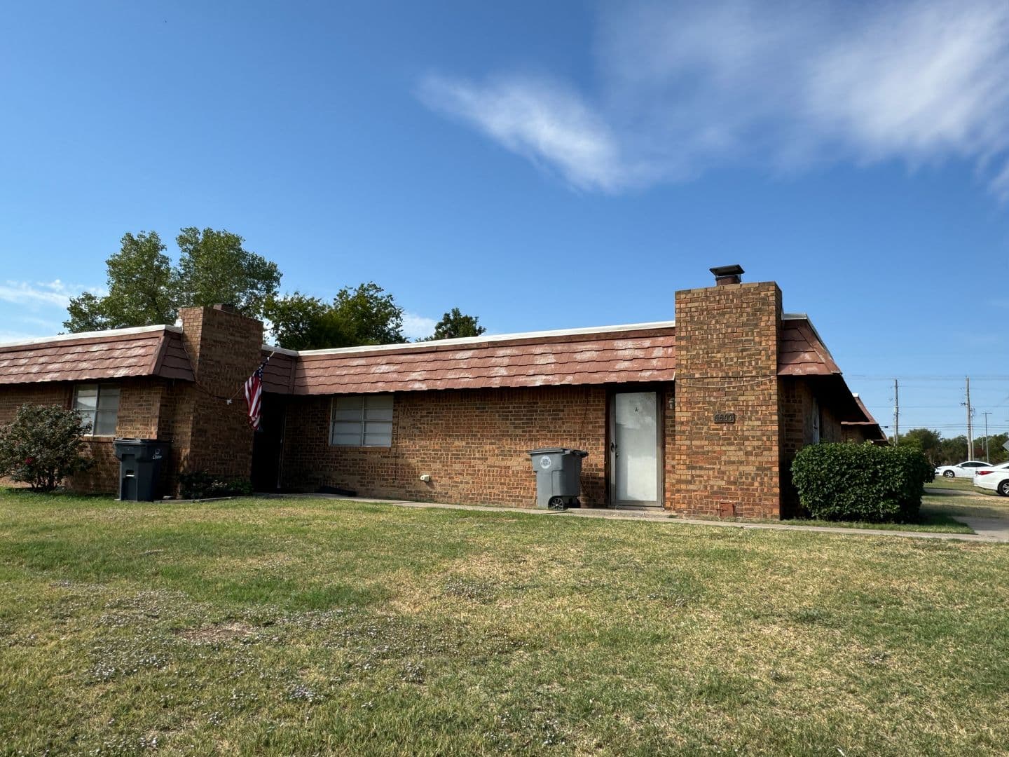 Lawton Apartment: 6607 NW Denver