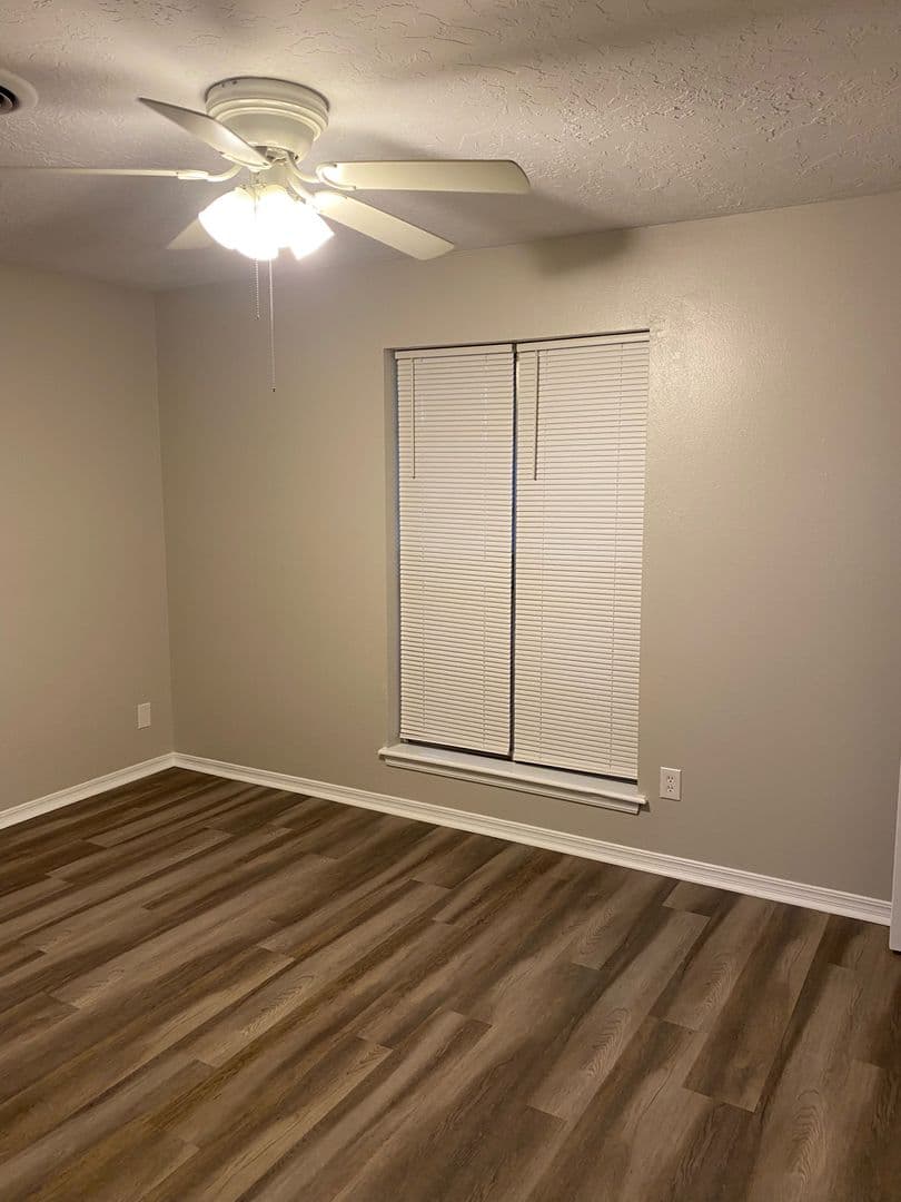 Lawton House: 4722 SE Mieling Dr