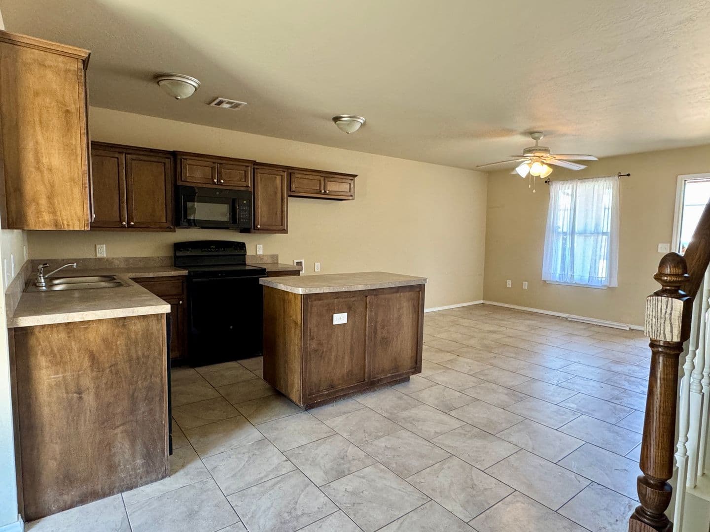 Lawton House: 1305 SW Washington