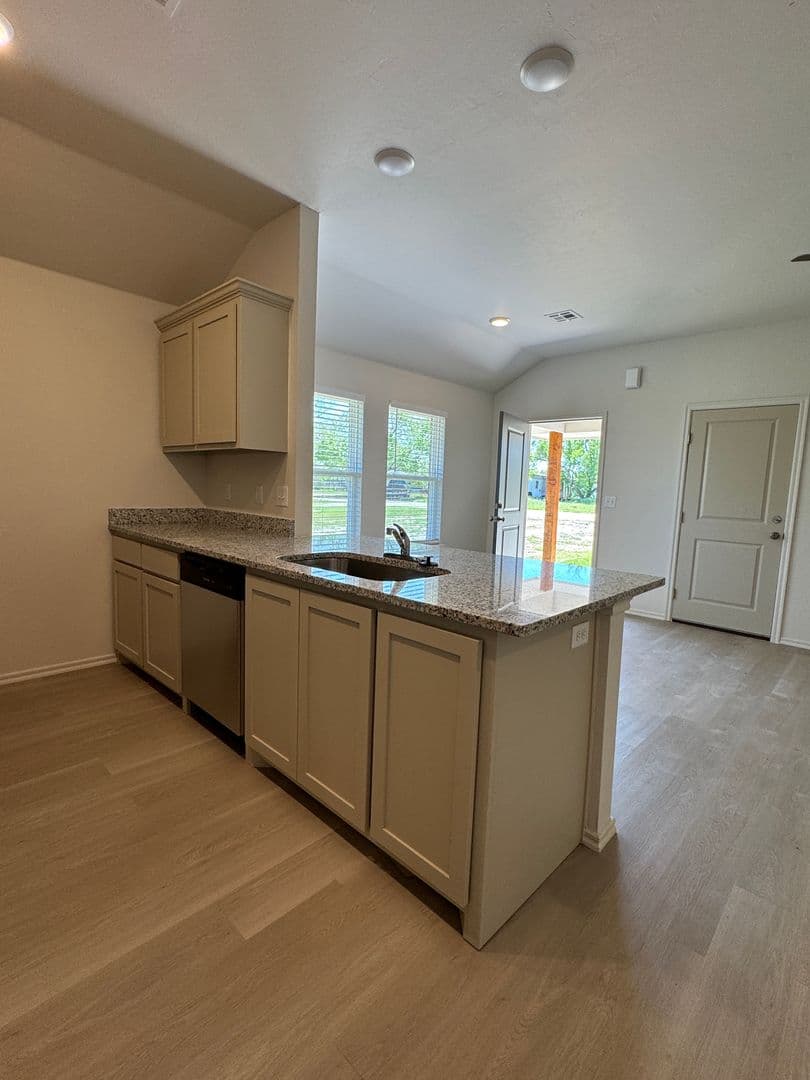 Lawton House: 1815 SW Jefferson