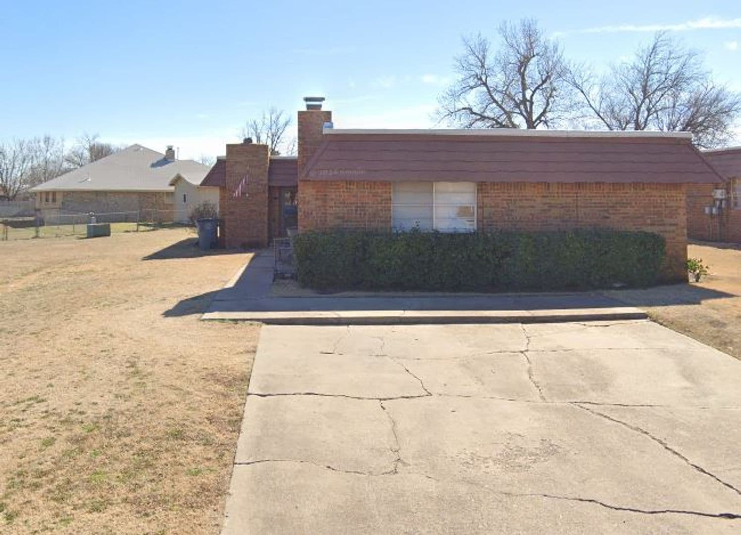 Lawton Apartment: 6607 NW Denver
