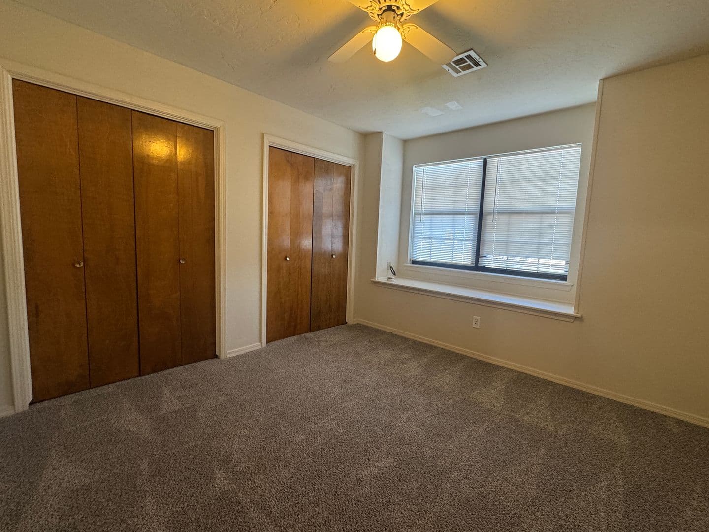Lawton House: 3912 SW Parkridge