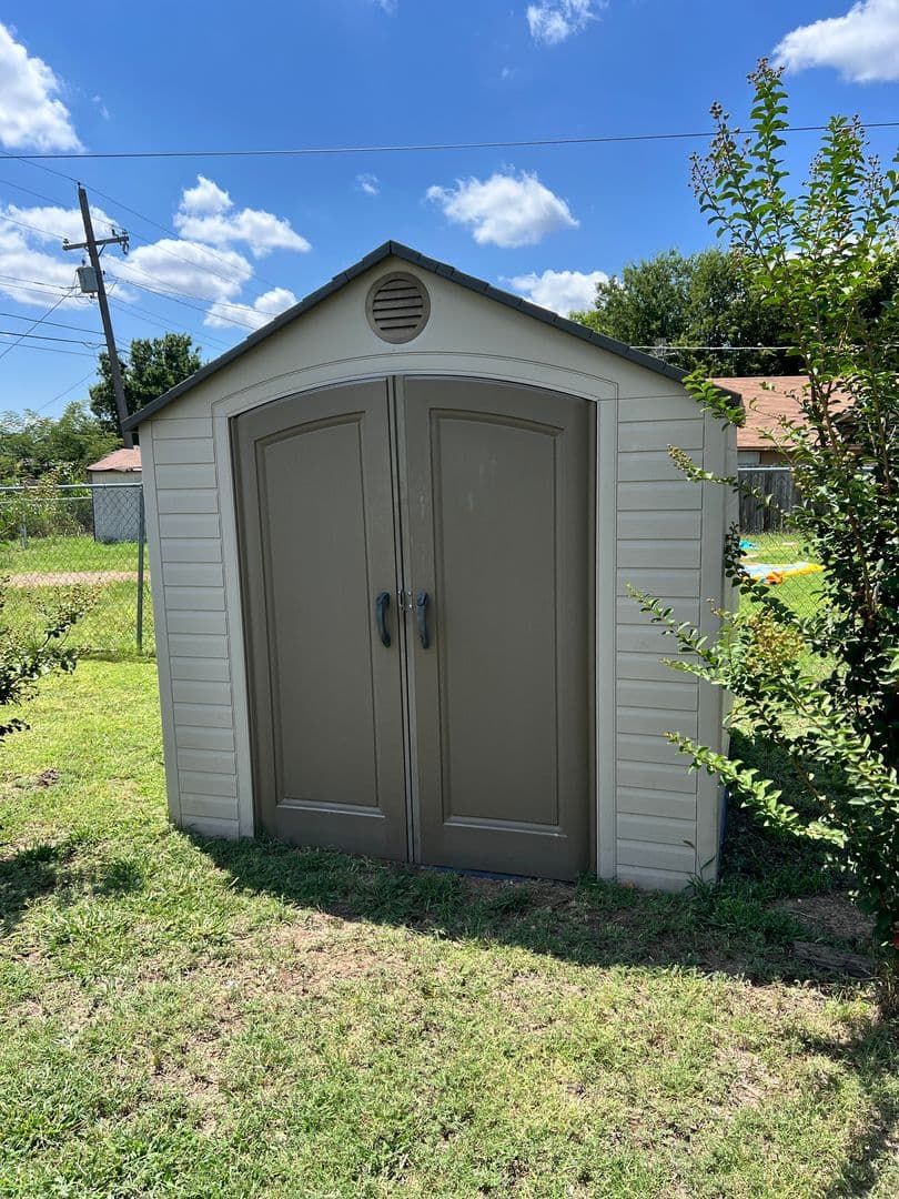 Lawton House: 6408 NW Oak