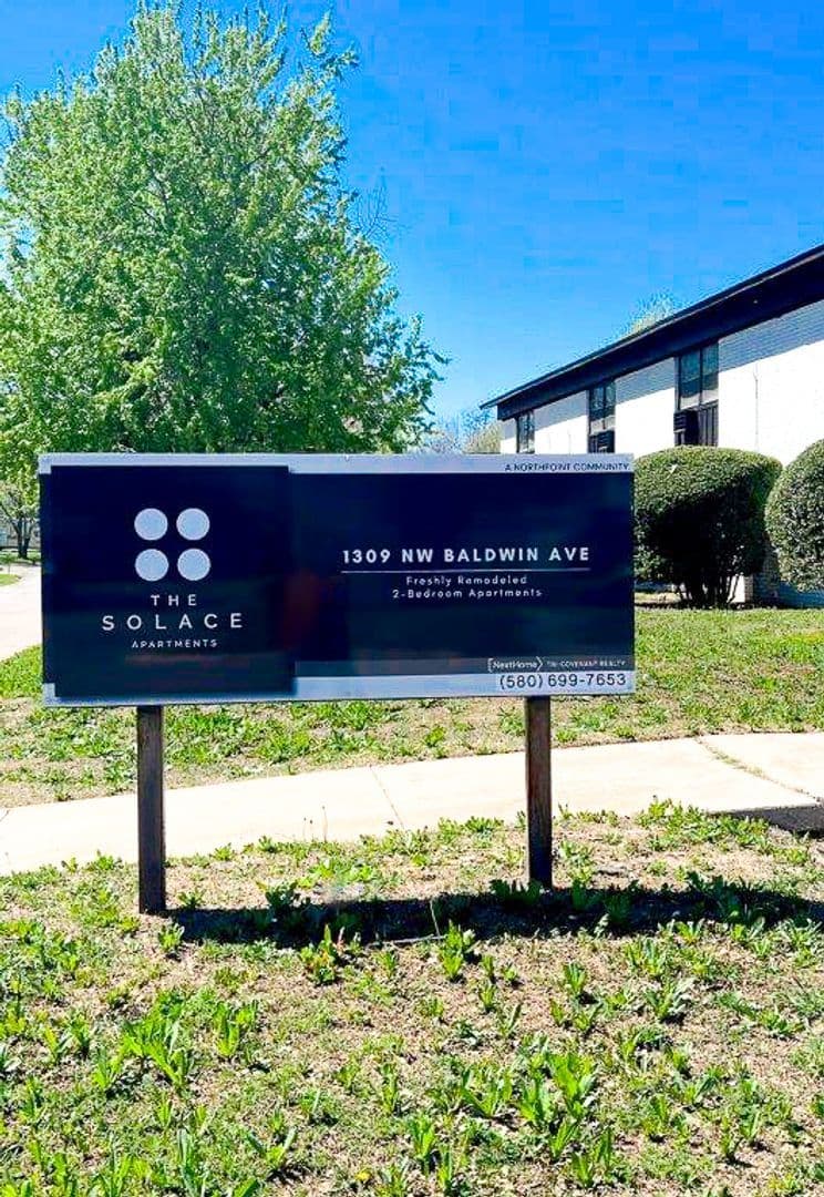 Lawton Apartment: 1309 NW Baldwin
