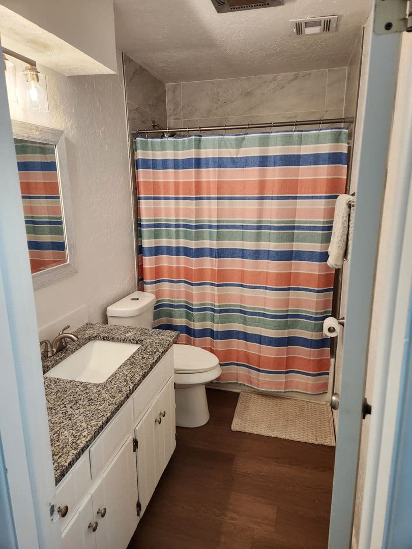 Lawton House: 5725 NW Cedarwood