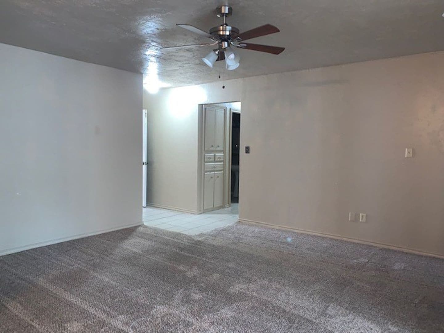 Lawton House: 5005 SE Kincaid