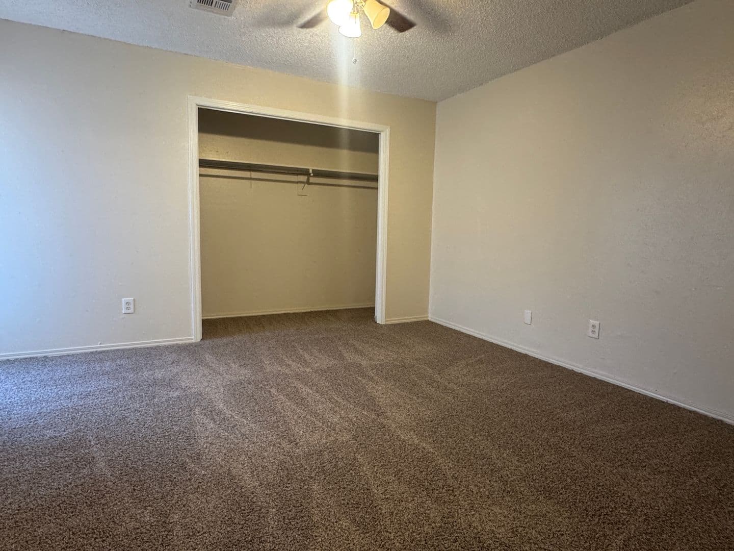 Lawton Apartment: 6709 SW Beta Ave