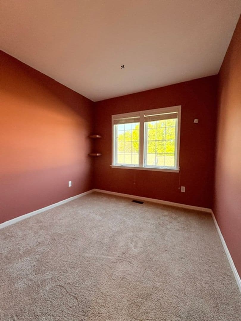 Rockville Townhome: 1115 Havencrest St.
