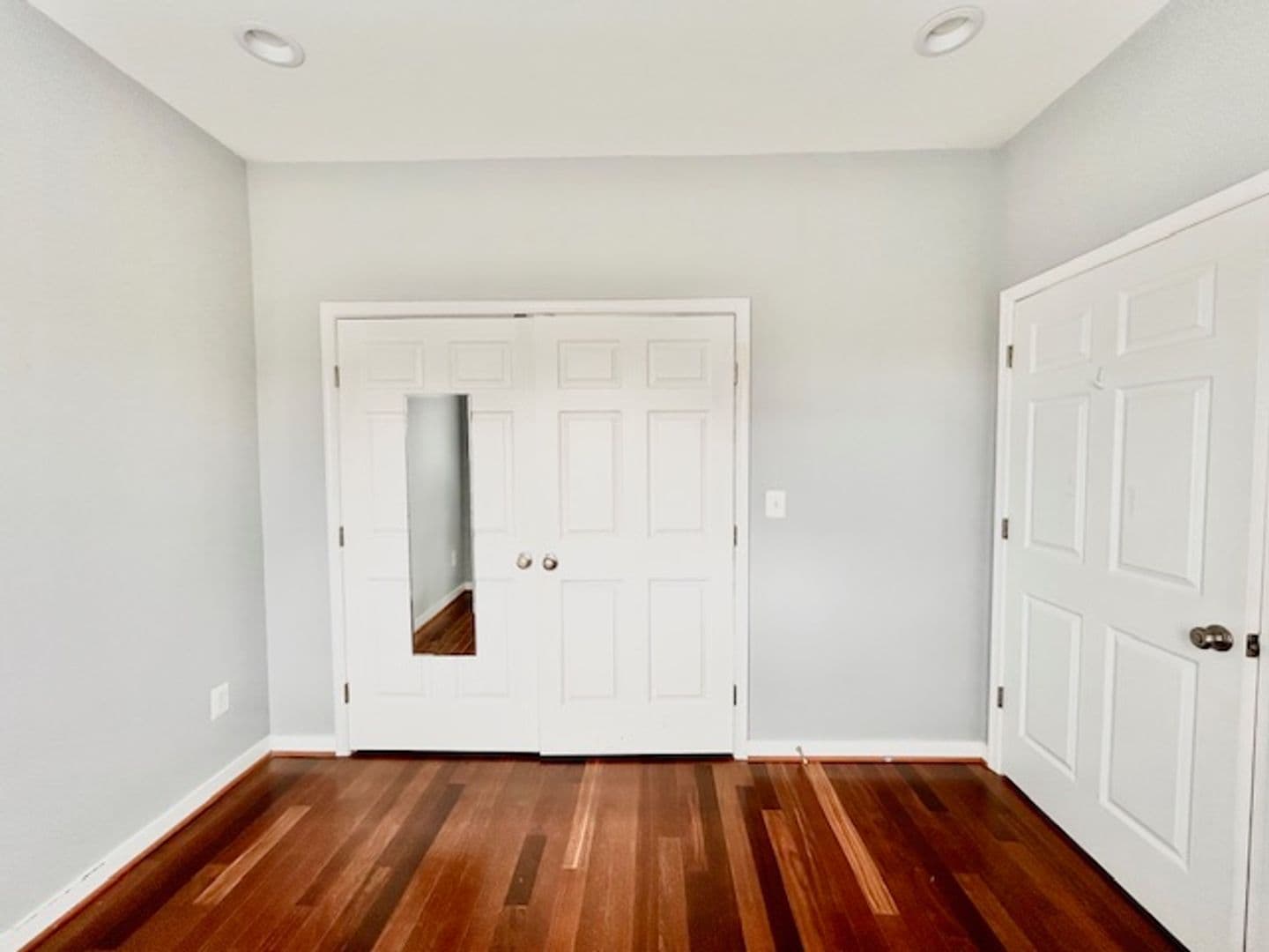 Northeast Apartment: 37 T Street