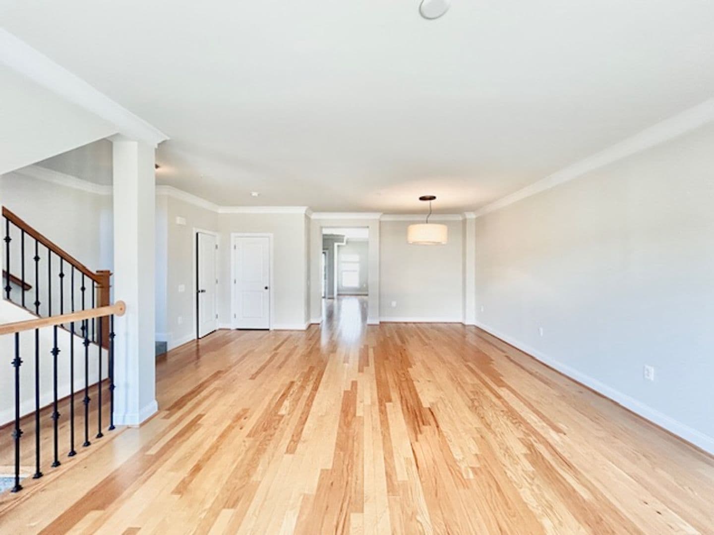 Gaithersburg House: 140 Copley Circle 22B