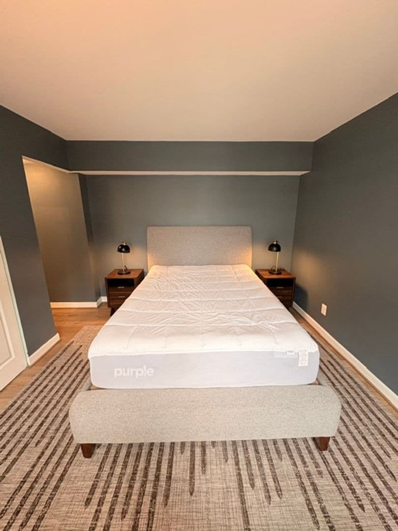 Bethesda Condo: 7500 Woodmont Ave #907