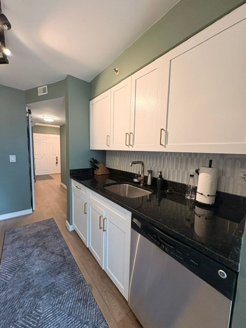 Bethesda Condo: 7500 Woodmont Ave #907
