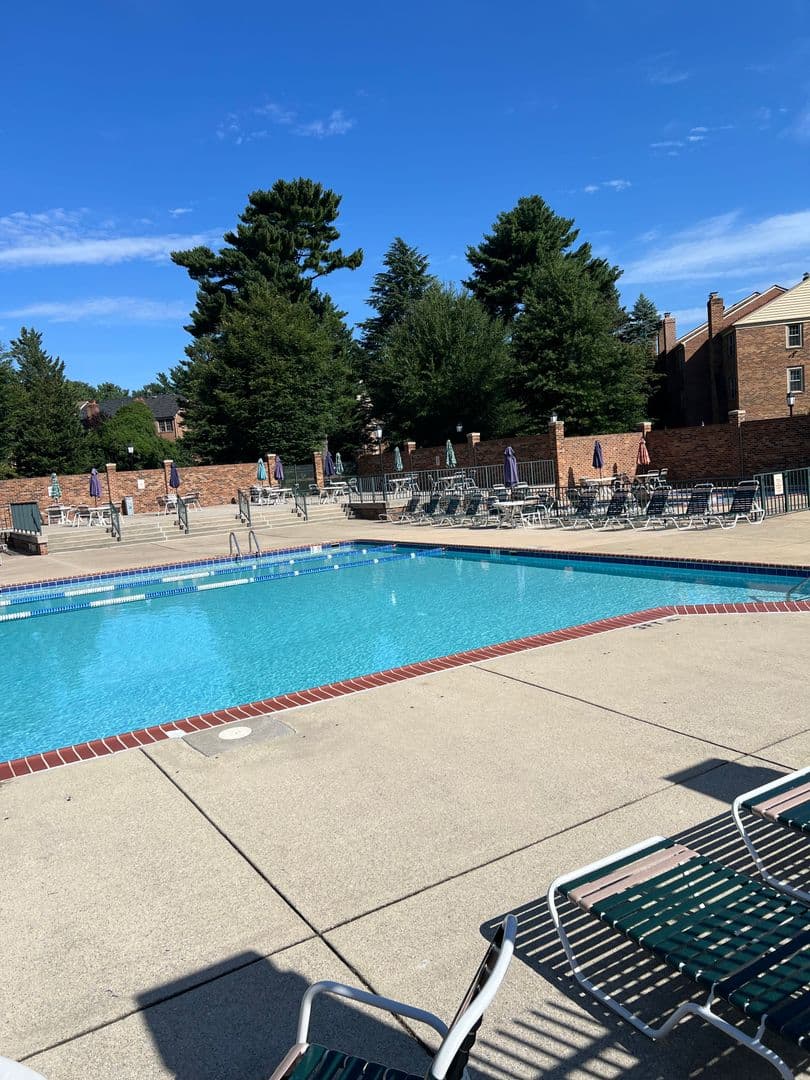 North Bethesda House: 11315 Commonwealth Drive Unit 104