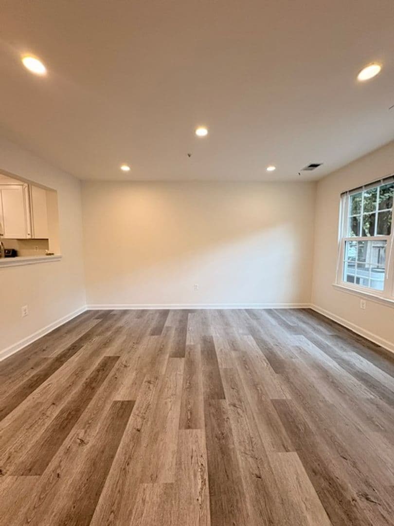 Germantown Townhome: 13941 Highstream Pl