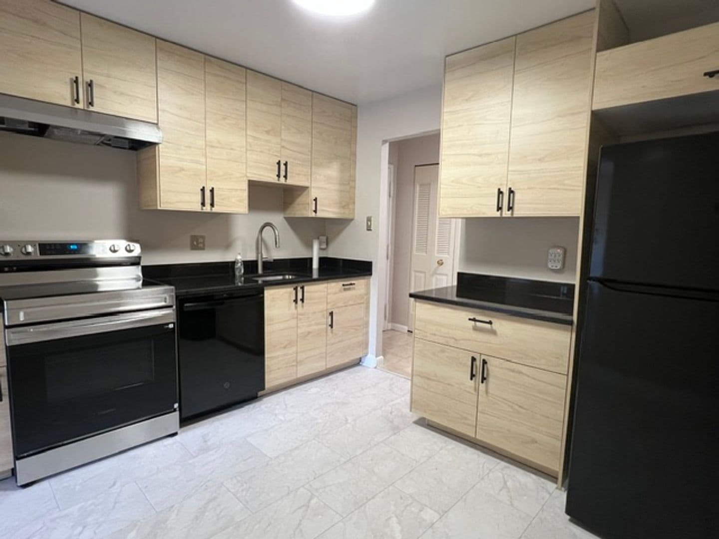 North Bethesda House: 11315 Commonwealth Drive Unit 104