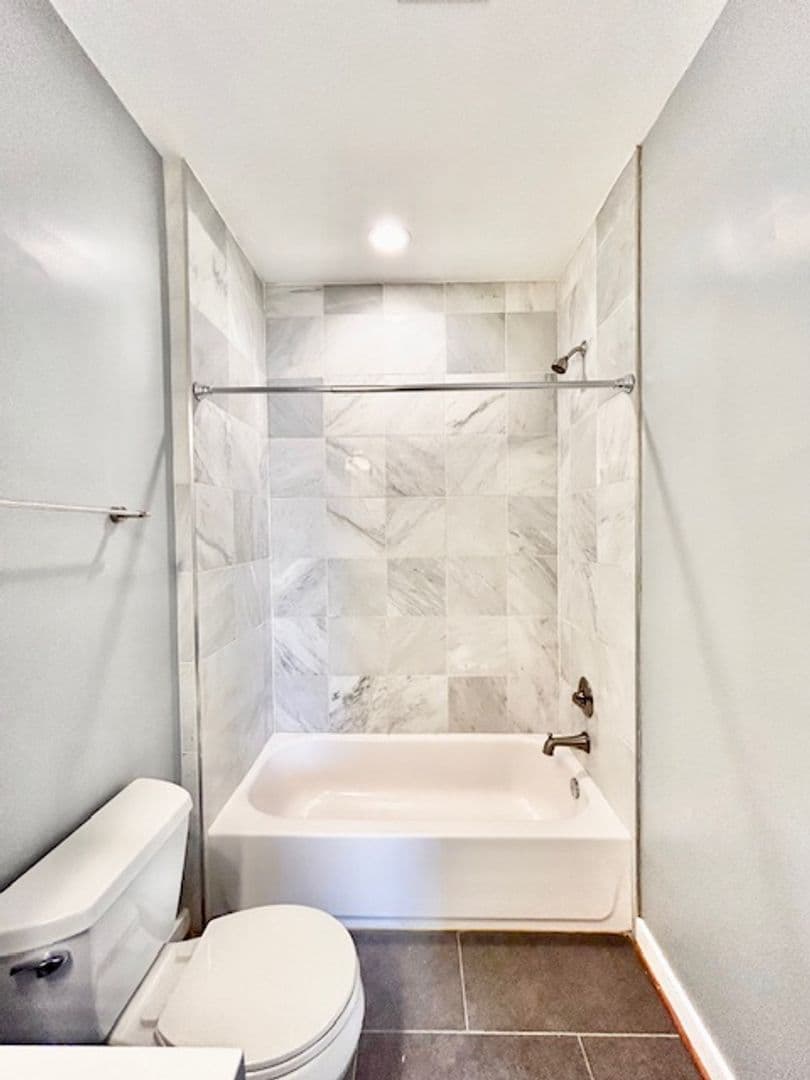 Northeast Apartment: 37 T Street