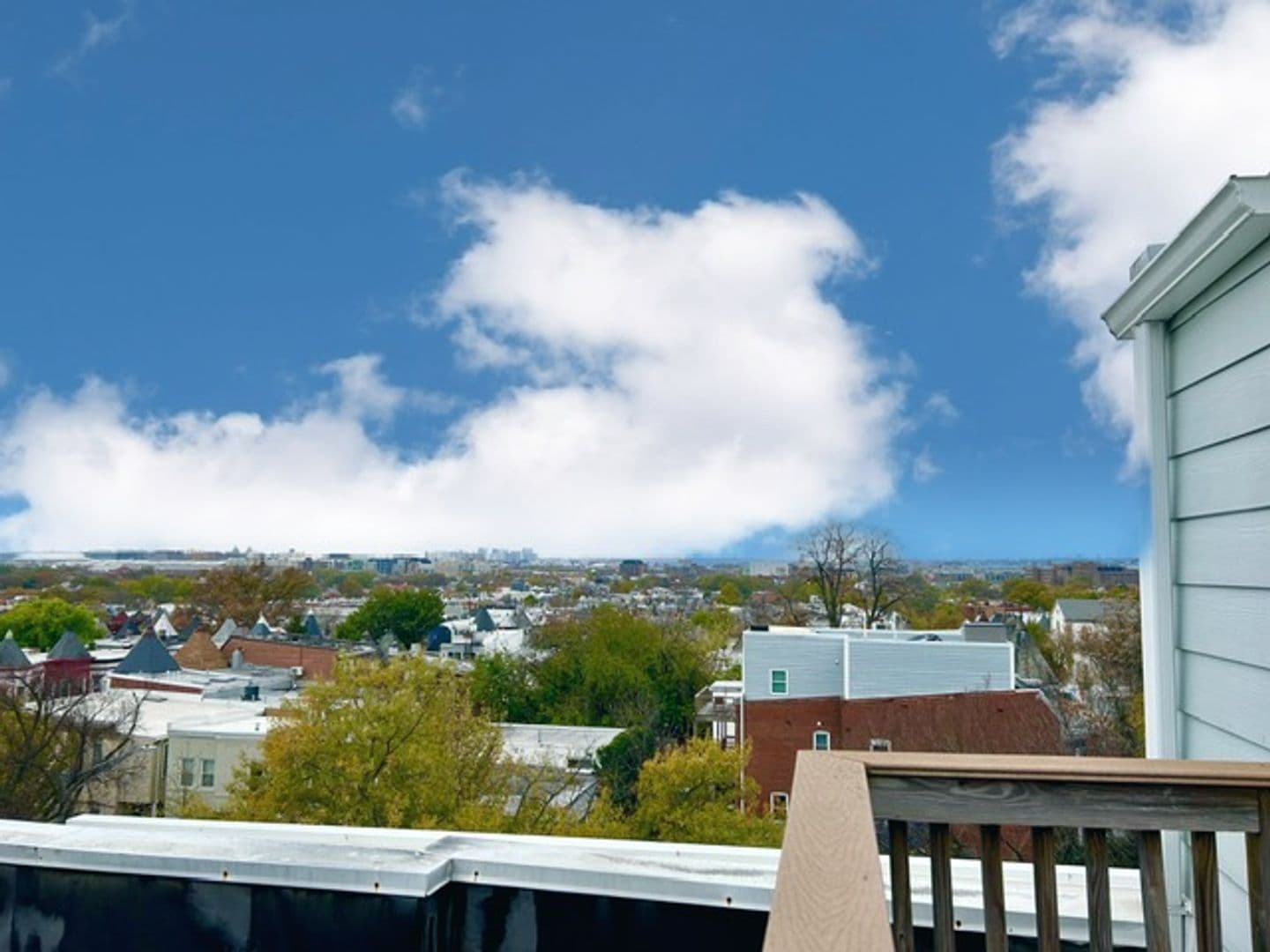 Northeast Apartment: 37 T Street