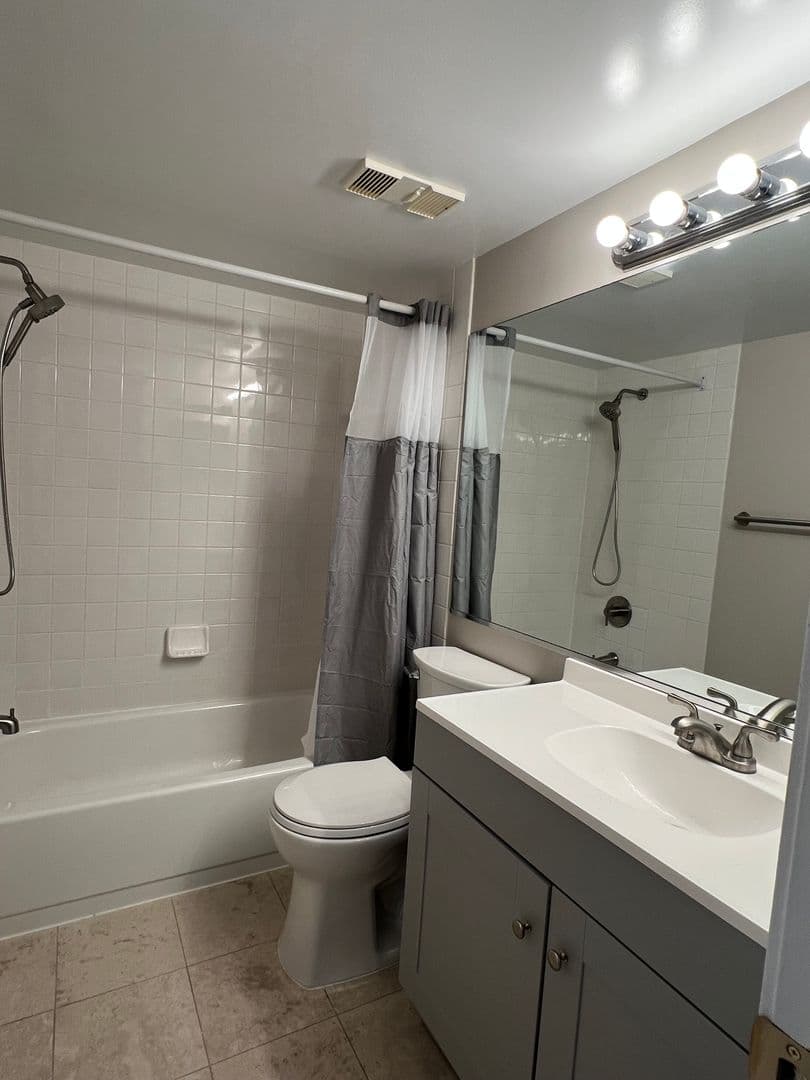 North Bethesda House: 11315 Commonwealth Drive Unit 104