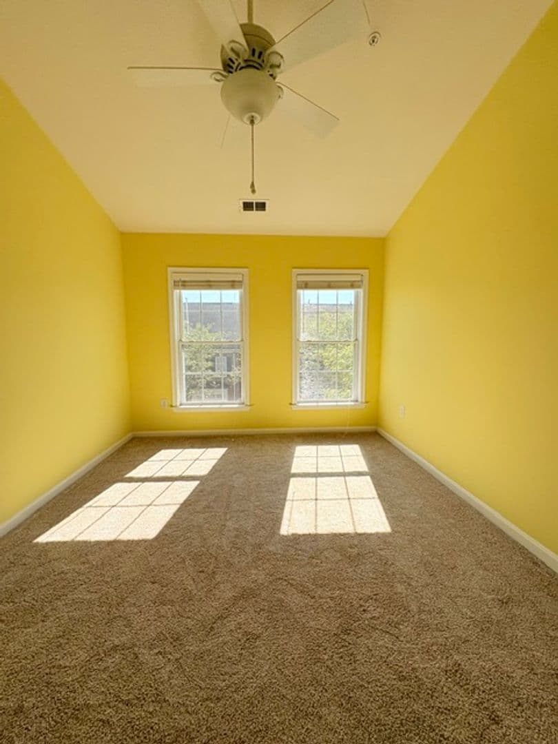 Rockville Townhome: 1115 Havencrest St.