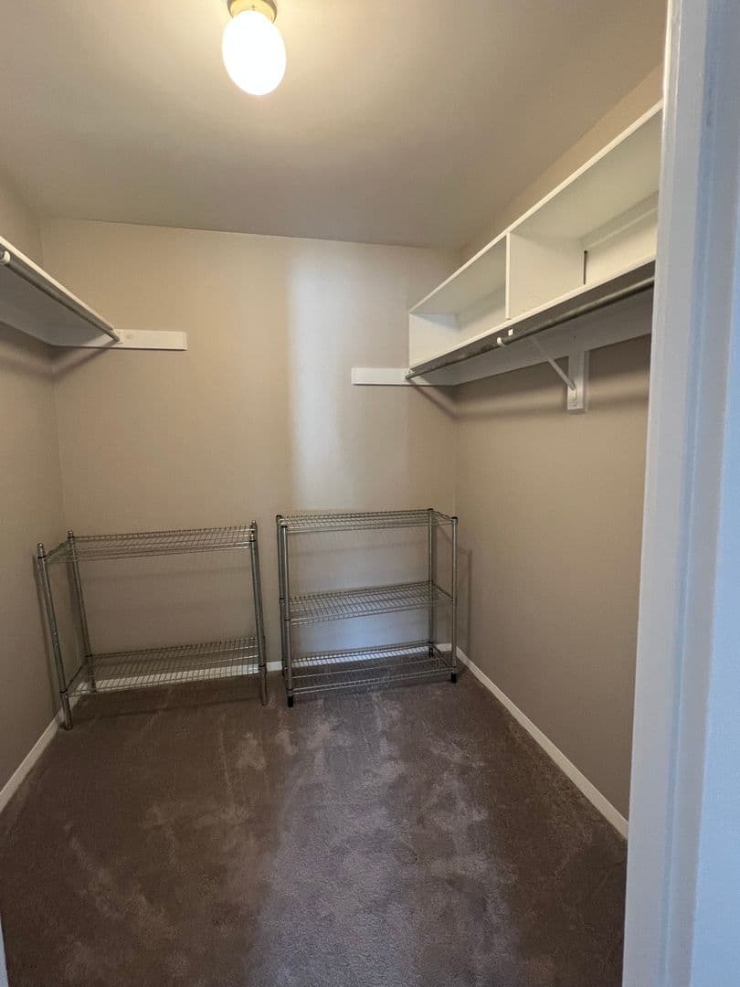 North Bethesda House: 11315 Commonwealth Drive Unit 104