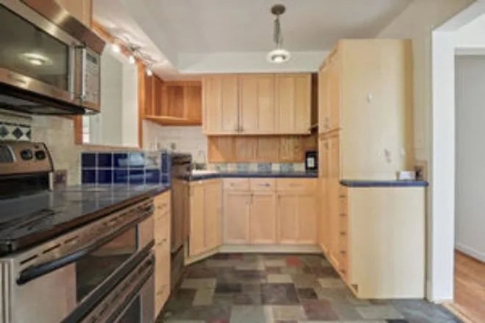 Chevy Chase House: 8413 Spencer Ct