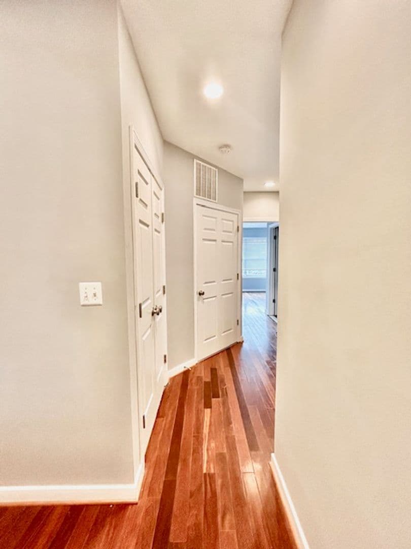Northeast Apartment: 37 T Street