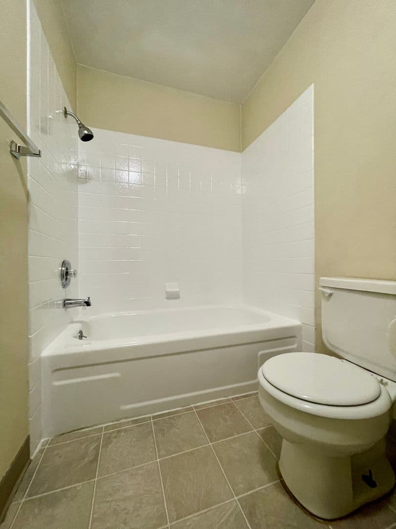 Portland Apartment: 9025-9043 SE Stark St.
